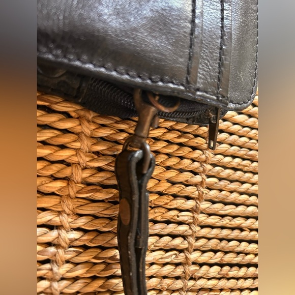 Leather clutch with wristlet - Picture 7 of 15